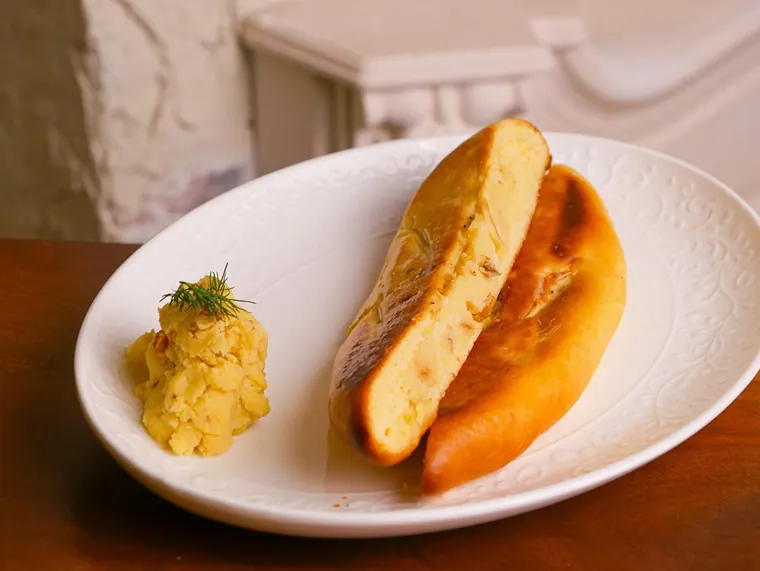 Лапоть с картофелем и жареным луком